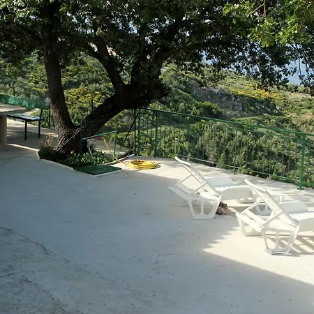 Semesterbostad Davorka