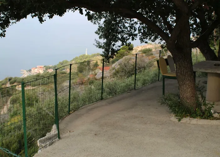 Davorka * Podgora (Split-Dalmatia)