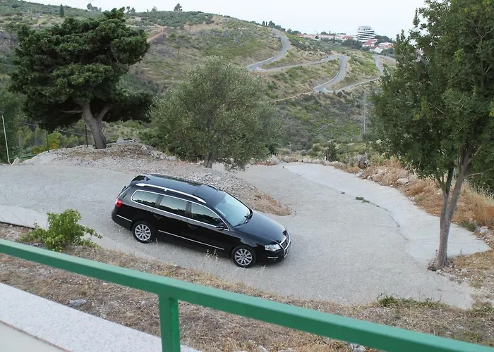 Davorka Podgora (Split-Dalmatia)